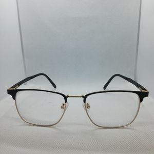 LaVish Eyewear Clip on Sunglasses